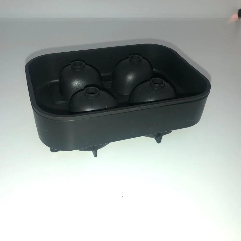 3D Black Skull‎ Ice Cube Tray or Mold Silicone
